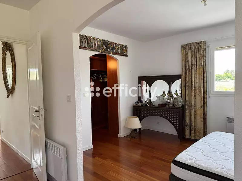Maison, 193 m²