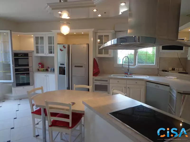 Maison, 150 m²