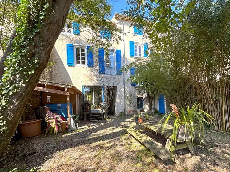 Maison, 265 m²