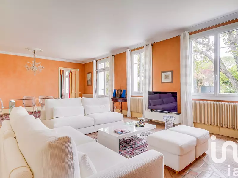 Maison, 219 m²