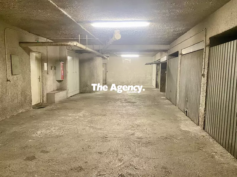 Parking, 13 m²