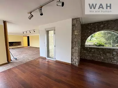 Maison, 276 m²