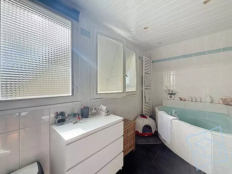 Maison, 87 m²