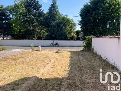Terrain, 1 097 m²