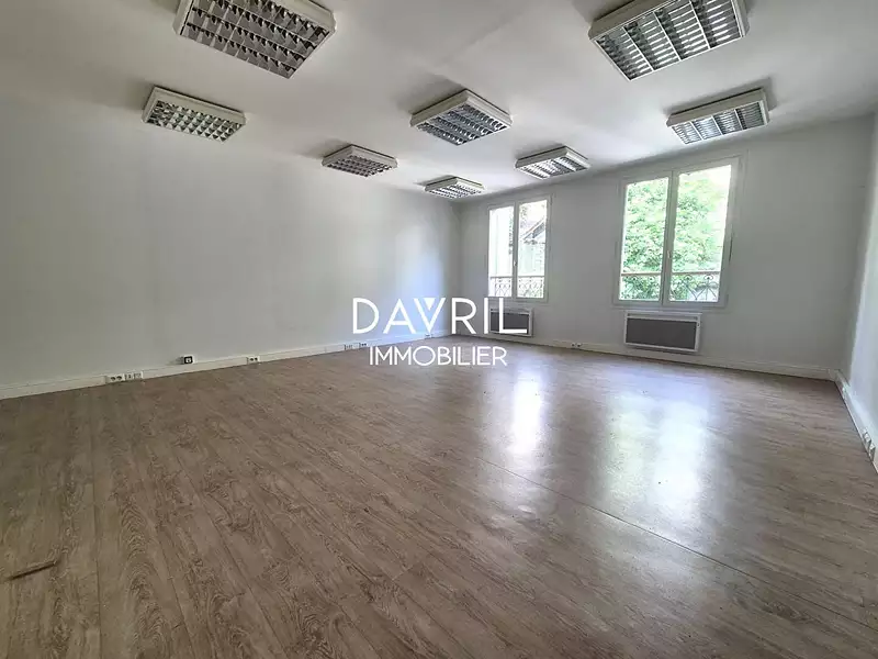 Divers, 121,28 m²