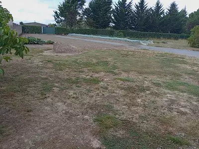 Terrain, 1 300 m²