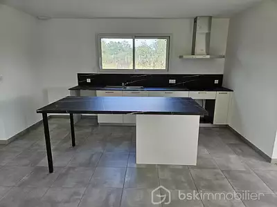 Maison, 132 m²
