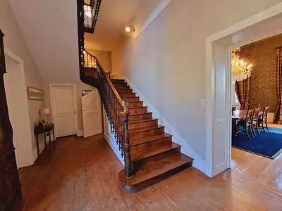 Maison, 1 100 m²