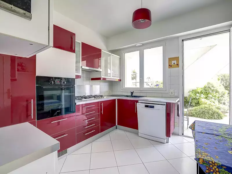 Maison, 233 m²