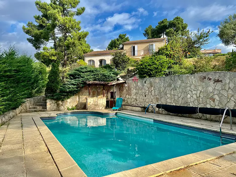 Maison, 128 m²