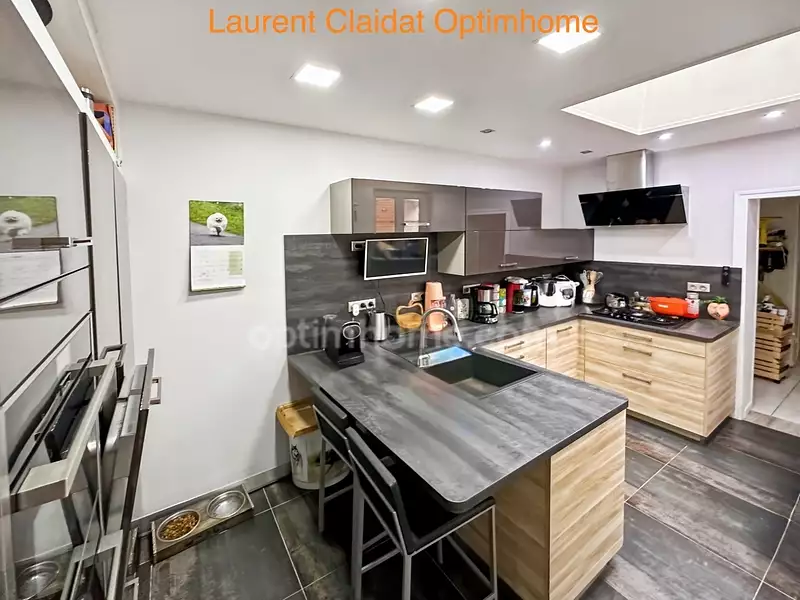 Maison, 244 m²