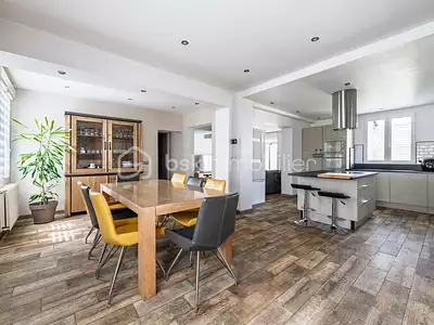 Maison, 178 m²