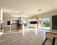 Maison, 240 m²