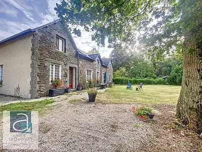 Maison, 242,3 m²