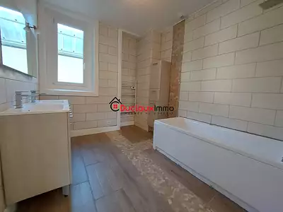 Maison, 180 m²