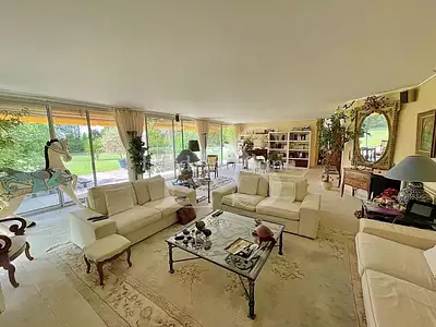 Maison, 260 m²