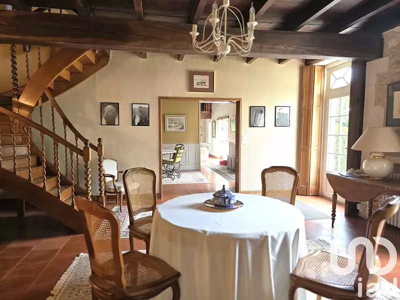 Maison, 270 m²