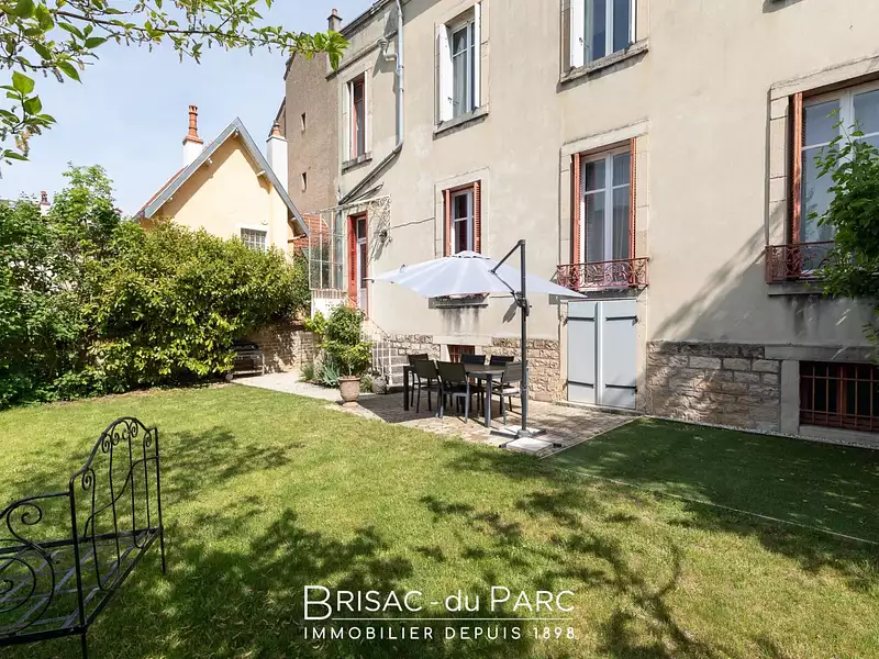 Maison, 250 m²