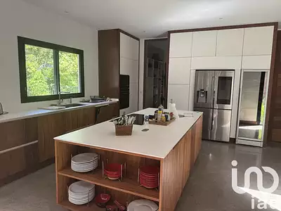 Maison, 395 m²