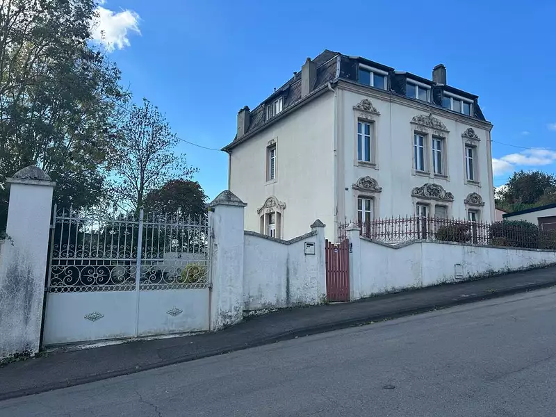 Maison, 285 m²