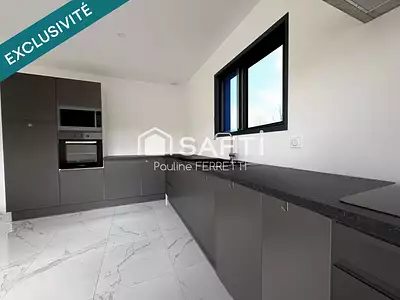 Maison, 114 m²