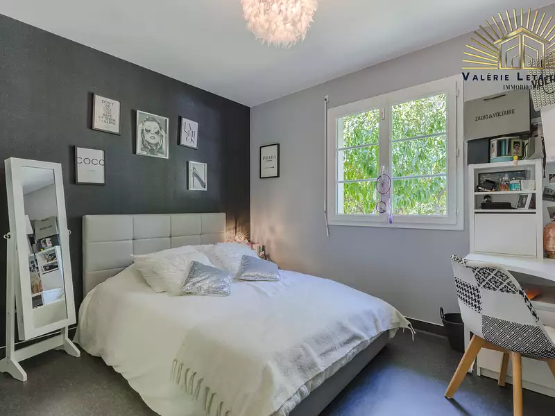 Maison, 180 m²