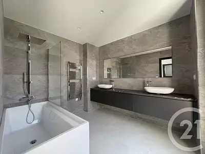 Maison, 192,1 m²