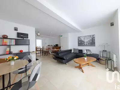 Maison, 377 m²