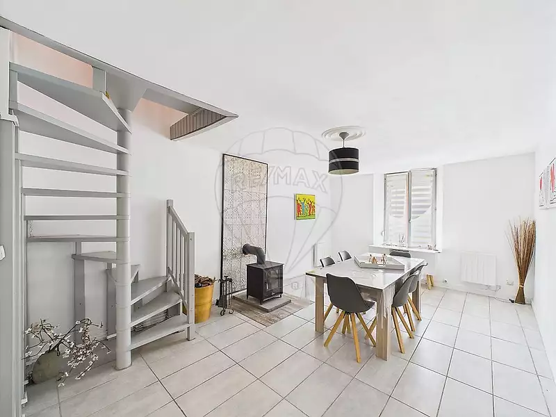Maison, 162 m²
