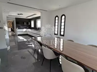 Maison, 331 m²