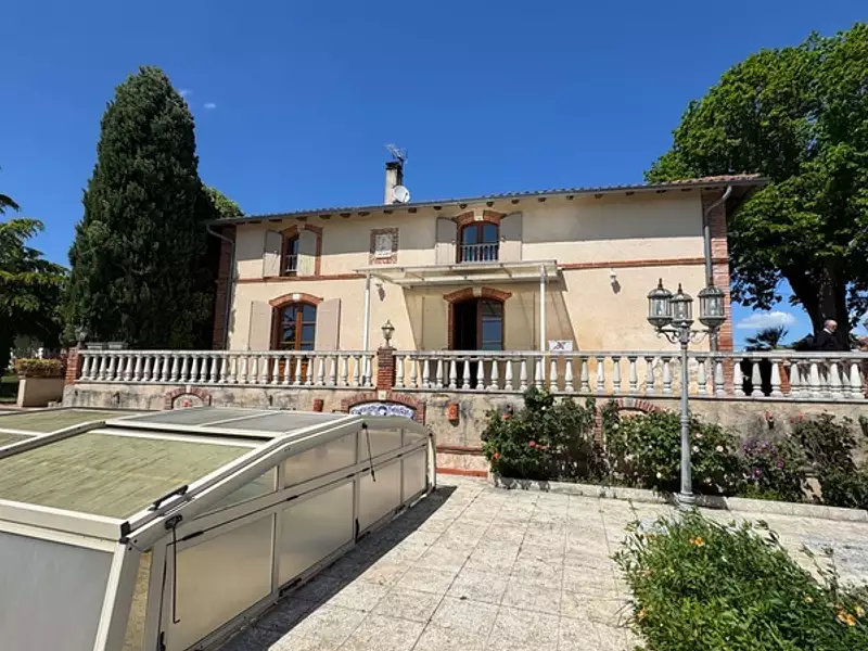 Maison, 277 m²