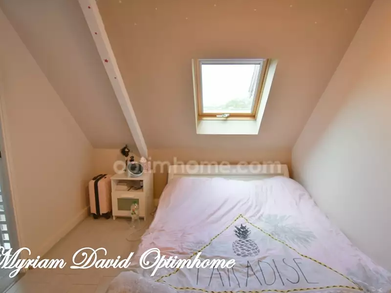 Immeuble, 182 m²