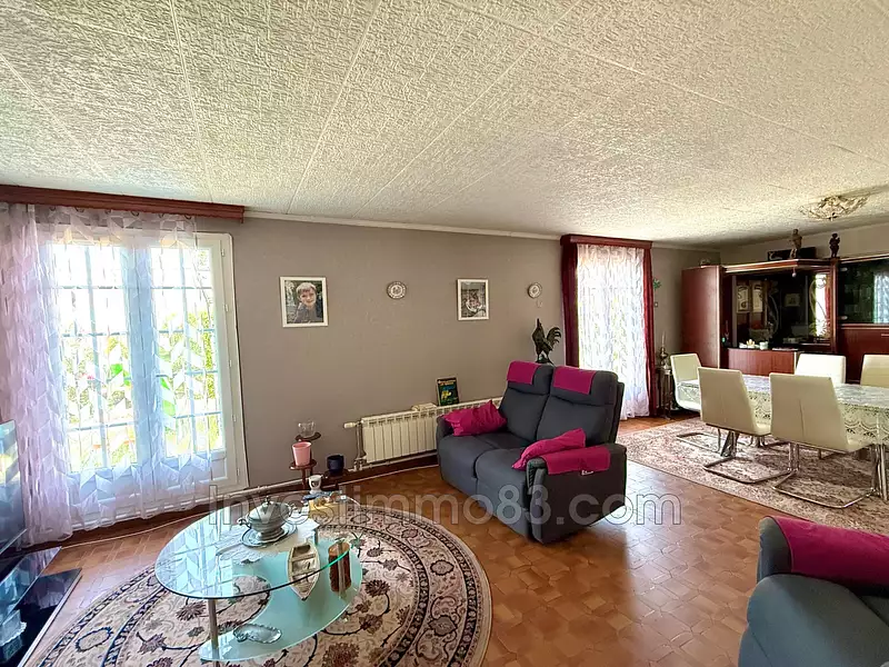 Maison, 140 m²