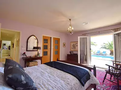 Maison, 235 m²
