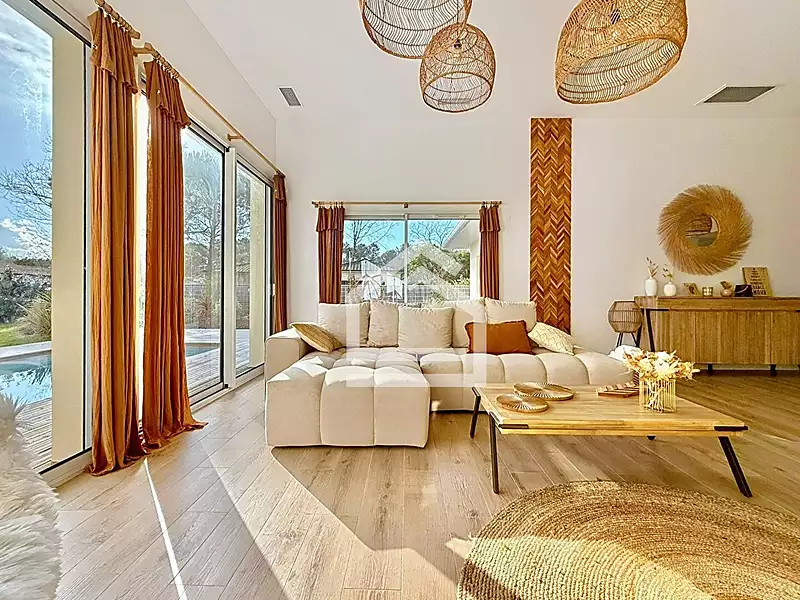 Maison, 190 m²
