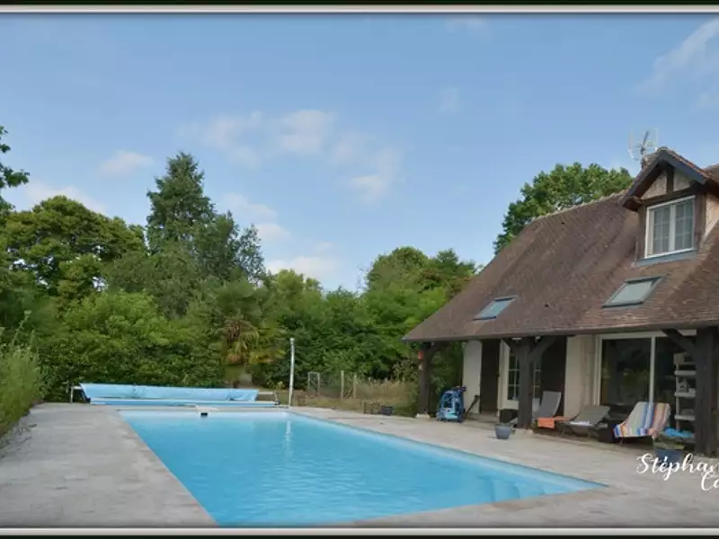 Maison, 220 m²
