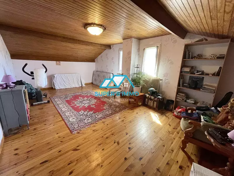 Maison, 182 m²