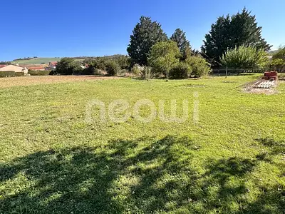 Terrain, 1 046 m²