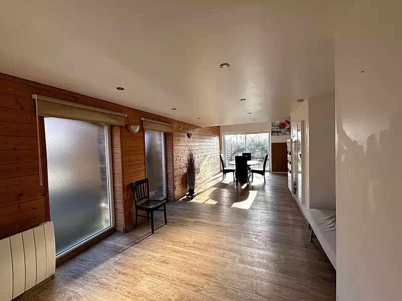 Maison, 257 m²
