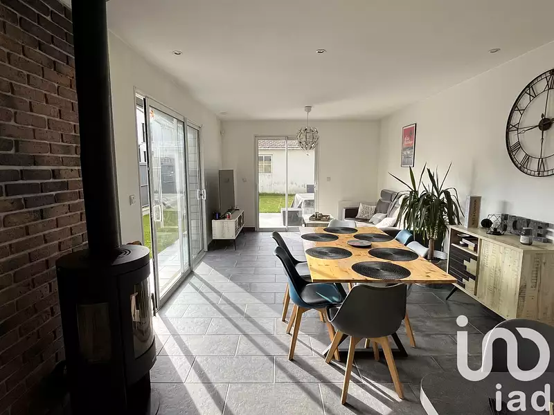 Maison, 99 m²