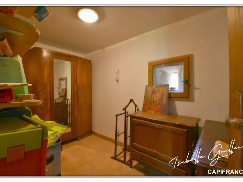 Maison, 249 m²