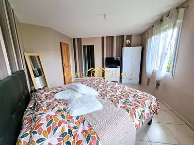 Maison, 160 m²