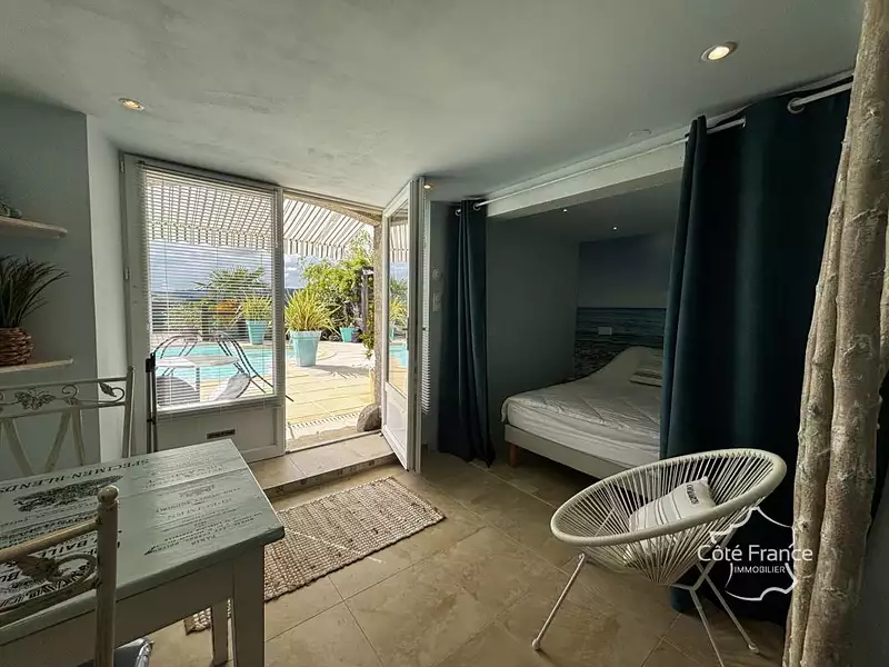 Maison, 265 m²