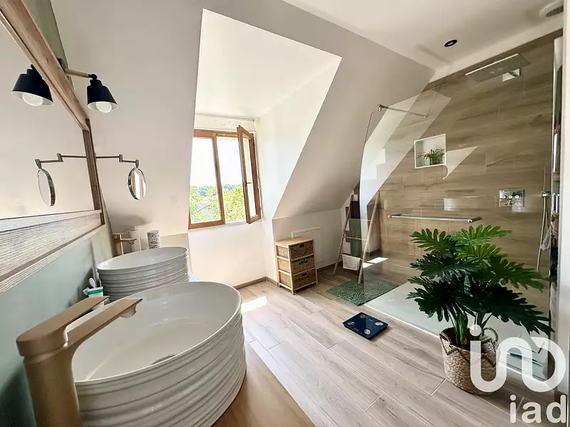 Maison, 165 m²