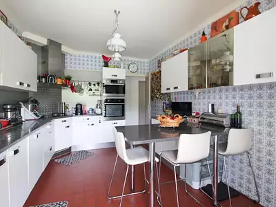 Maison, 276 m²