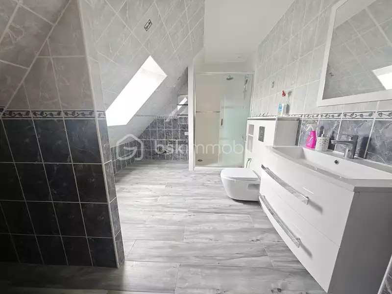 Maison, 122 m²