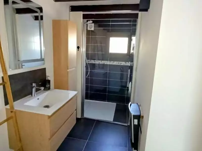 Maison, 225 m²