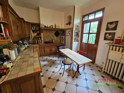 Maison, 305 m²