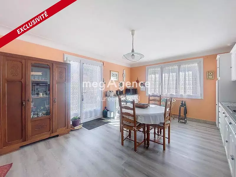 Maison, 142 m²