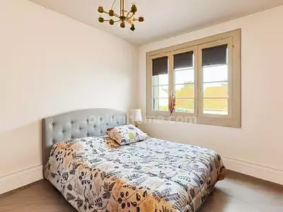Maison, 210 m²